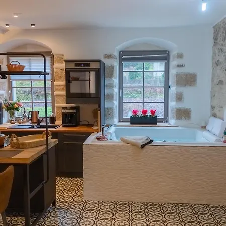 Holzwerk Appartement *