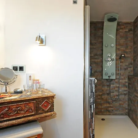 Holzwerk Apartment *