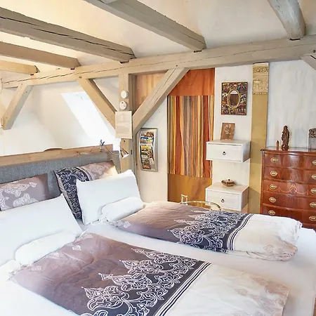 Holzwerk Apartment