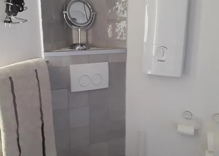 هولزفيرك أويبين شقة *