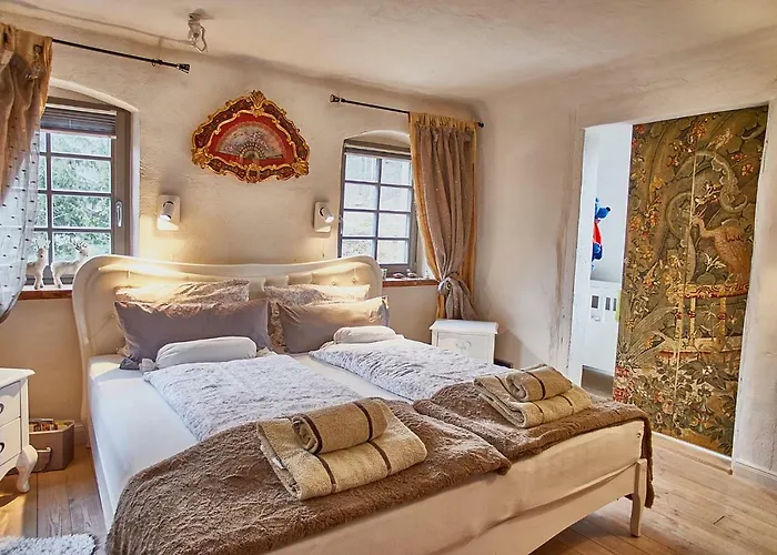 هولزفيرك أويبين شقة *